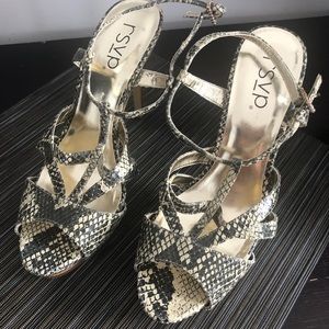 Size 10 RSVP python sandal